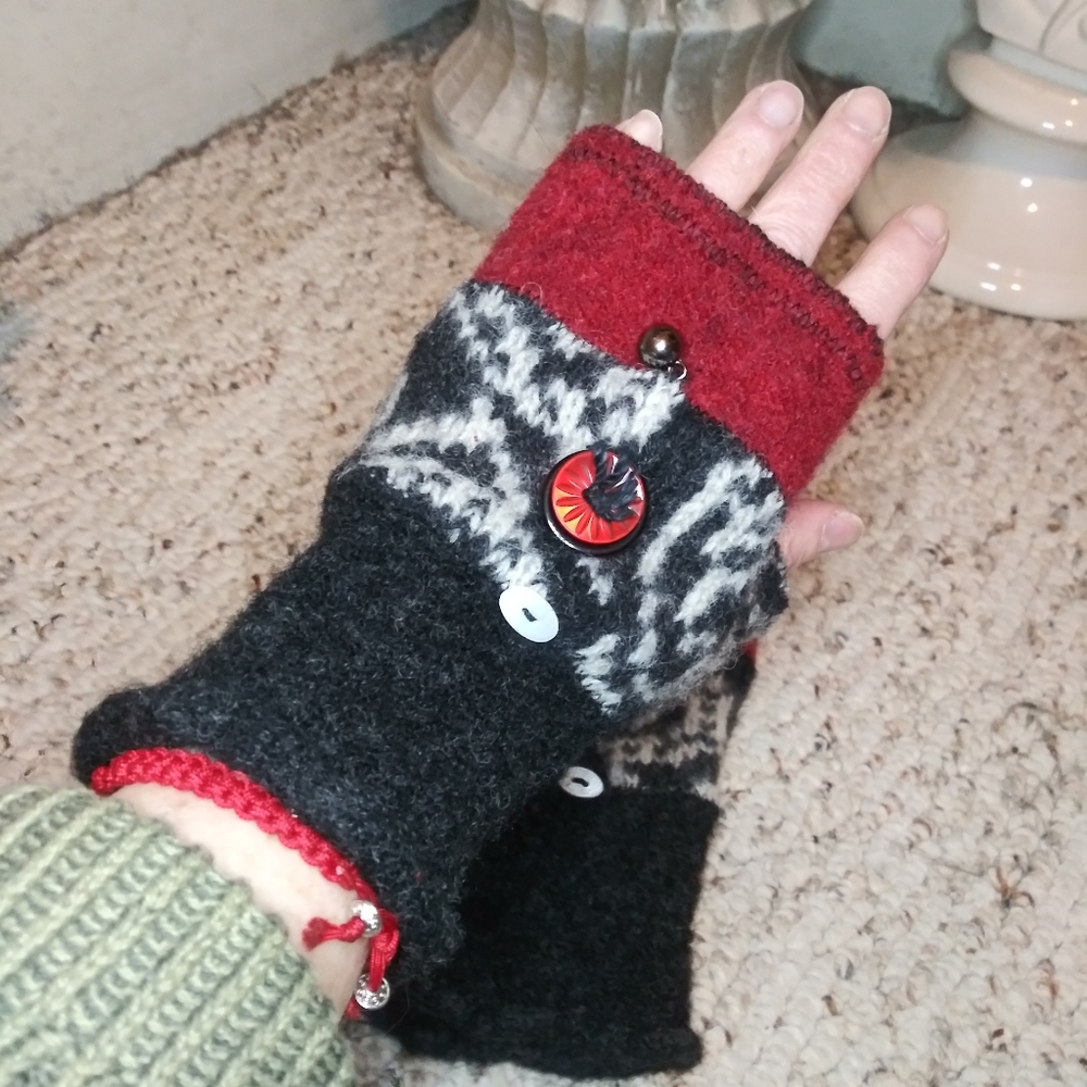 Tamara's Red Black/White Felted Sweater Fingerless Handmade Farmcore Gloves - Picture 8 of 8